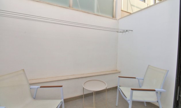 Wiederverkauf - Stadthaus -
Villamartín - Villamartin