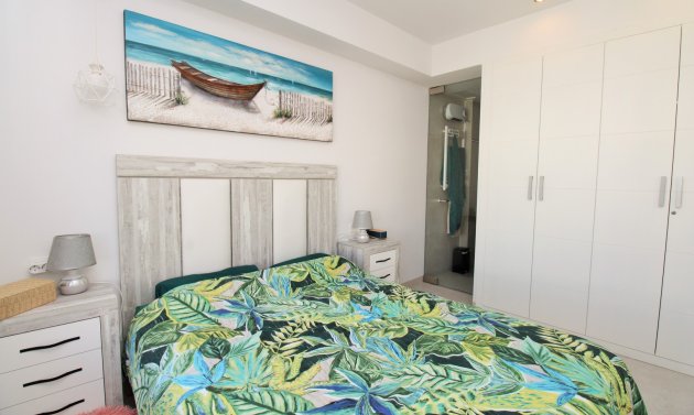 Wiederverkauf - Stadthaus -
Villamartín - Villamartin