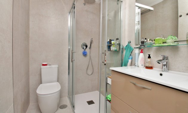 Wiederverkauf - Stadthaus -
Villamartín - Villamartin