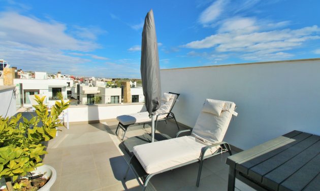 Wiederverkauf - Stadthaus -
Villamartín - Villamartin