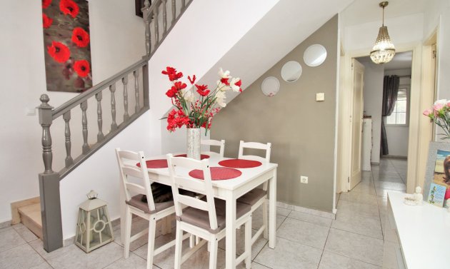 Reventa - Adosado -
Villamartín - Los Dolses