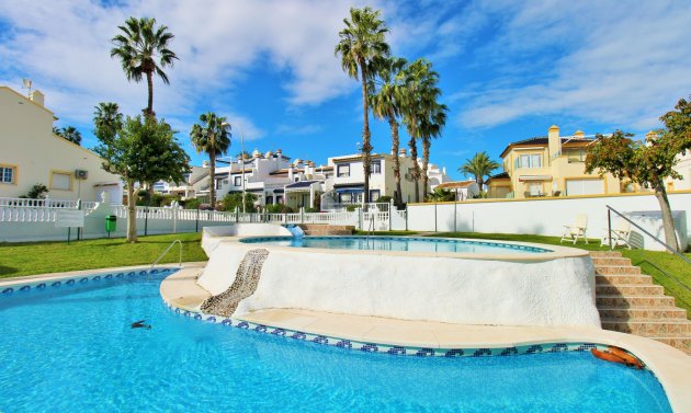 Reventa - Adosado -
Villamartín - Los Dolses