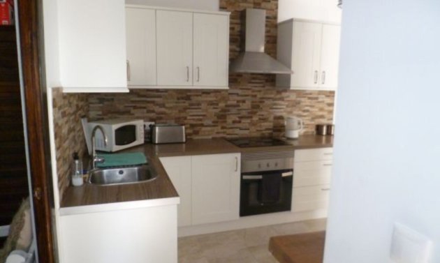 Reventa - Villa -
Villamartín - Villamartin