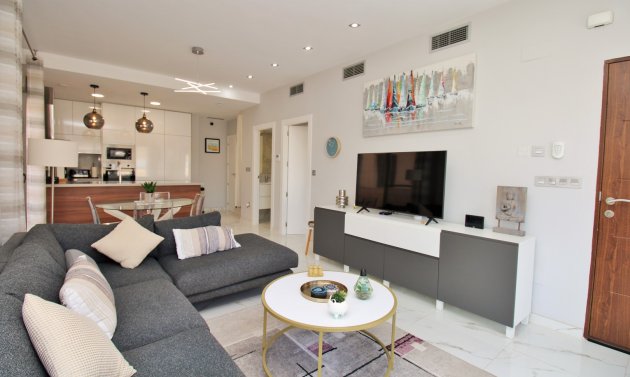 Reventa - Villa -
Villamartín - Villamartin