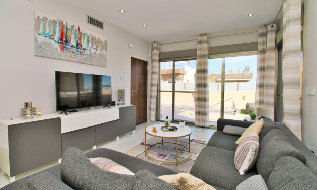 Reventa - Villa -
Villamartín - Villamartin