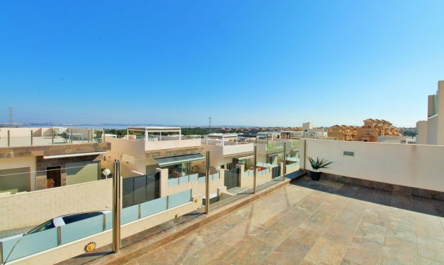 Reventa - Villa -
Villamartín - Villamartin