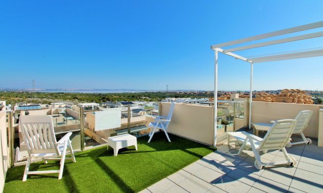 Reventa - Villa -
Villamartín - Villamartin