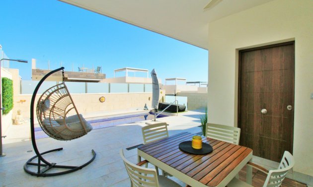 Reventa - Villa -
Villamartín - Villamartin