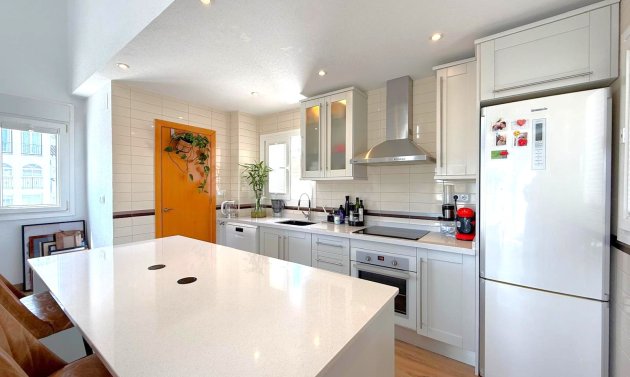 Resale - Apartment -
Orihuela Costa - Villamartín