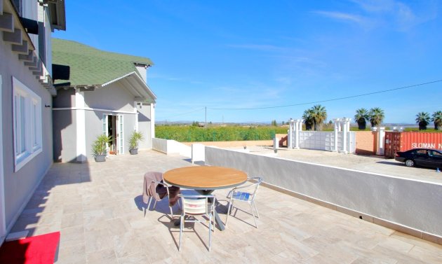 Resale - Detached Villa -
San Miguel de Salinas