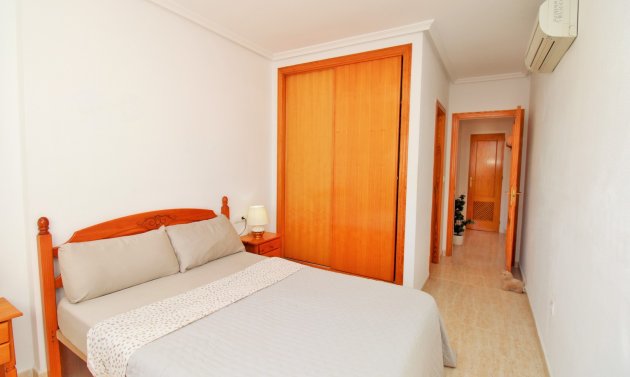 Resale - Apartment -
Playa Flamenca