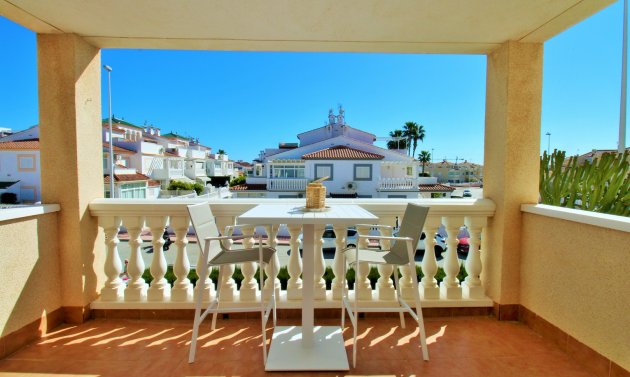 Resale - Apartment -
Playa Flamenca