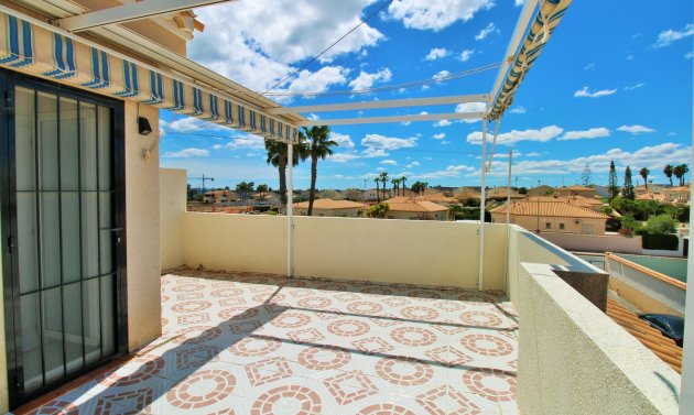 Reventa - Adosado -
Playa Flamenca