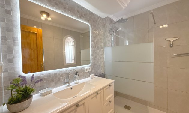 Reventa - Villa -
Cabo Roig - Cabo Roig>La Regia