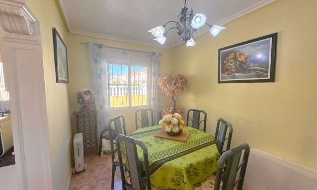 Reventa - Villa -
Cabo Roig - Cabo Roig>La Regia