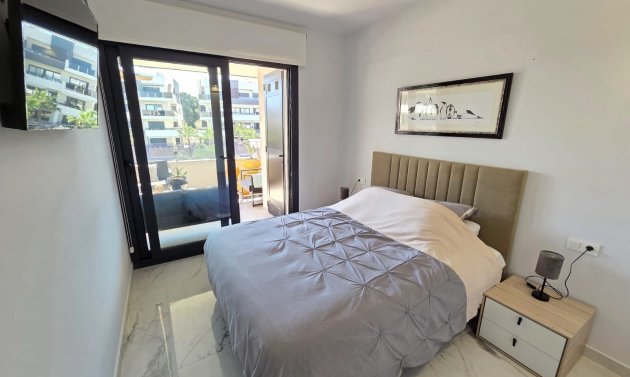 Reventa - Apartamento -
Orihuela Costa - Los Altos