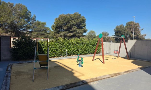 Reventa - Apartamento -
Orihuela Costa - Los Altos