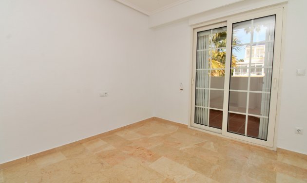Wiederverkauf - Stadthaus -
Villamartín - Villamartin