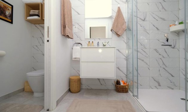 Resale - Apartment -
Villamartín - Las Filipinas