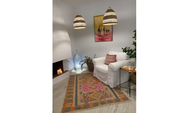 Resale - Villa -
Orihuela Costa - Campoamor