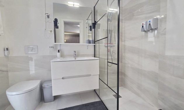 Reventa - Apartamento -
Villamartín - Los Dolses