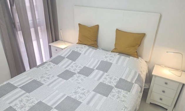 Reventa - Apartamento -
Villamartín - Los Dolses
