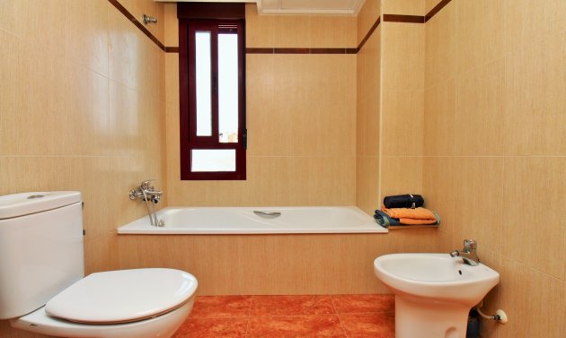 Reventa - Semi Detached House -
Orihuela - Los Desamparados