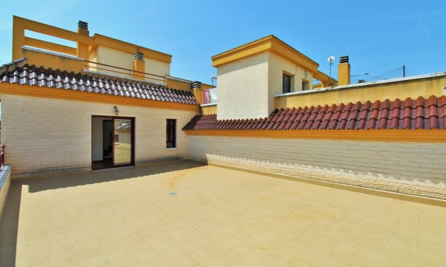 Reventa - Semi Detached House -
Orihuela - Los Desamparados