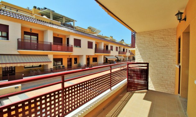 Reventa - Semi Detached House -
Orihuela - Los Desamparados
