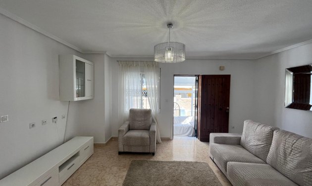 Reventa - Bungalow -
Punta Prima - Serena