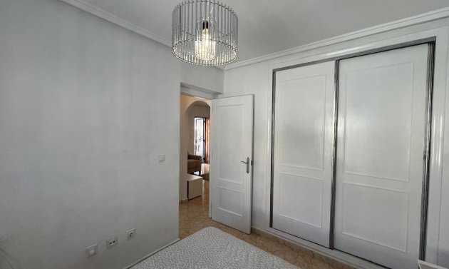 Reventa - Bungalow -
Punta Prima - Serena