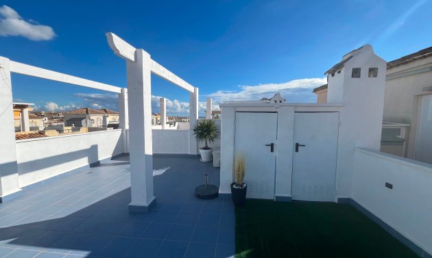Reventa - Bungalow -
Punta Prima - Serena