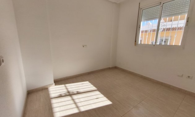 Reventa - Quad House -
Ciudad Quesada - Lo Marabu