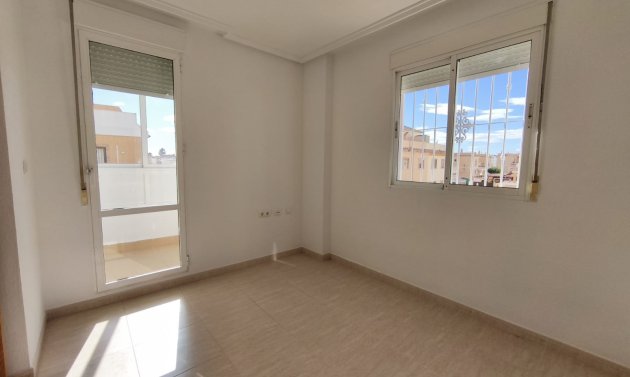 Reventa - Quad House -
Ciudad Quesada - Lo Marabu