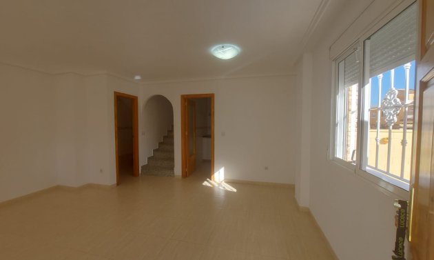 Reventa - Quad House -
Ciudad Quesada - Lo Marabu