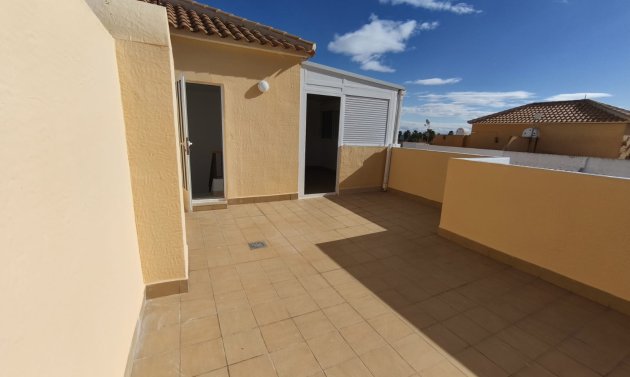 Reventa - Quad House -
Ciudad Quesada - Lo Marabu