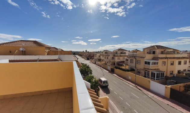 Reventa - Quad House -
Ciudad Quesada - Lo Marabu