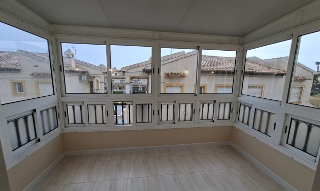 Reventa - Apartamento -
Playa Flamenca - Res. San Antonio