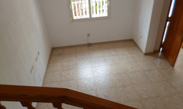 Wiederverkauf - Semi Detached Villa -
Playa Flamenca