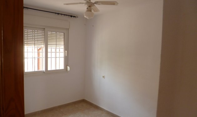 Wiederverkauf - Semi Detached Villa -
Playa Flamenca
