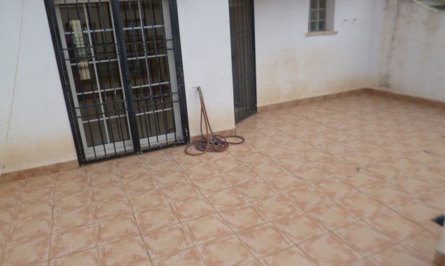 Wiederverkauf - Semi Detached Villa -
Playa Flamenca