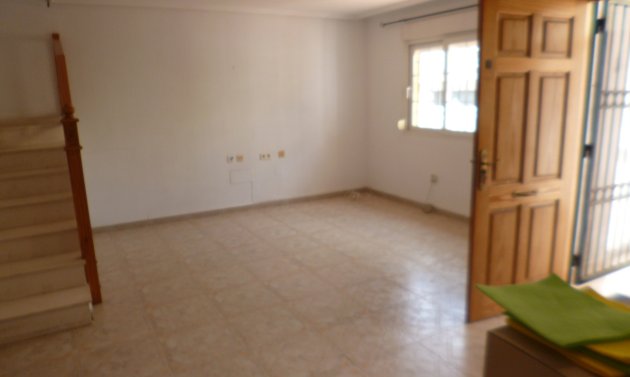 Wiederverkauf - Semi Detached Villa -
Playa Flamenca