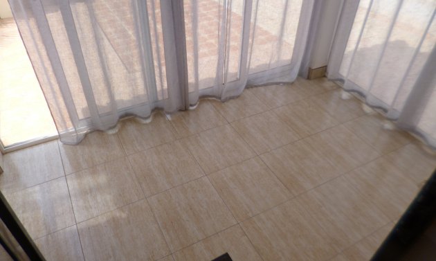 Wiederverkauf - Semi Detached Villa -
Playa Flamenca