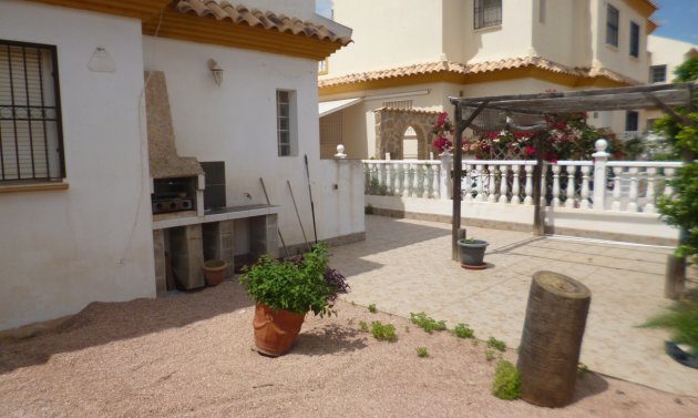Wiederverkauf - Semi Detached Villa -
Playa Flamenca