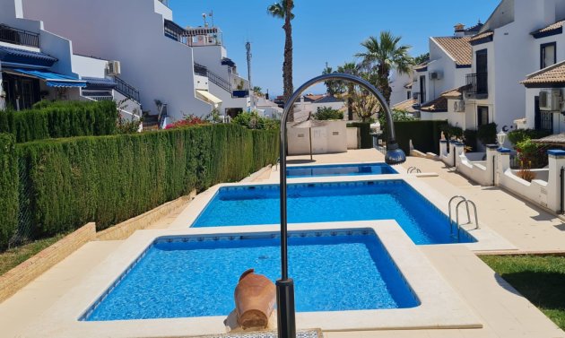 Wiederverkauf - Bungalow -
Villamartín - Los Dolses