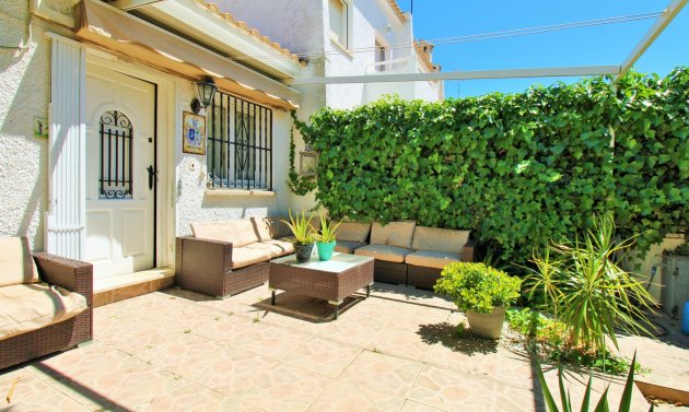 Återförsäljning - Bungalow -
La Florida