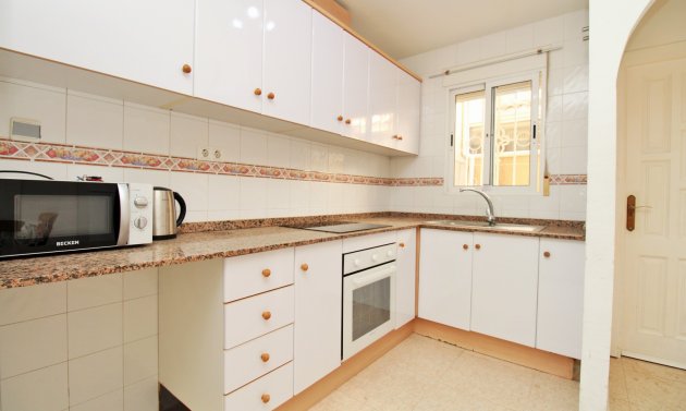 Resale - Townhouse -
Villamartín - Villamartin