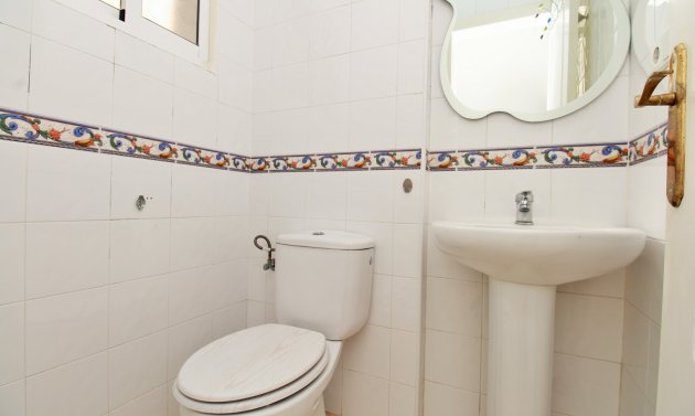 Resale - Townhouse -
Villamartín - Villamartin