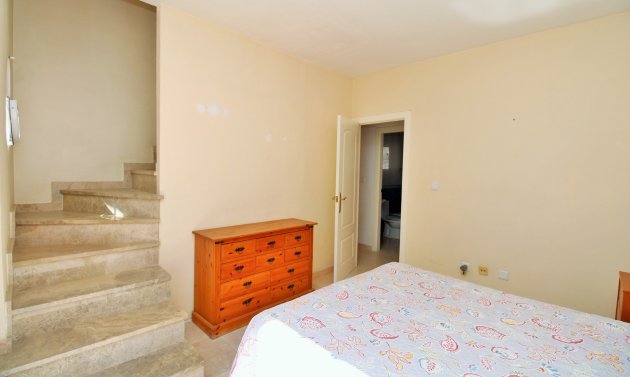Resale - Townhouse -
Villamartín - Villamartin