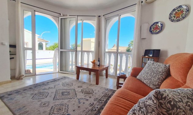 Wiederverkauf - Villa -
Orihuela Costa - La Florida